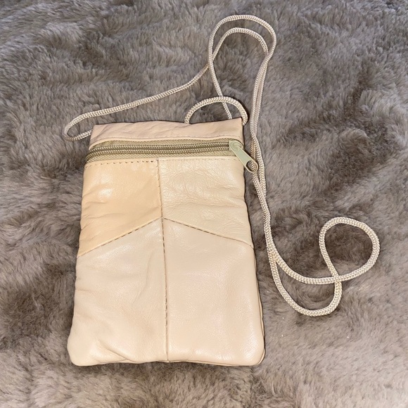 𝅺EUC Vintage Peach Pink Leather Patchwork Mini Shoulder Bag 5 x 7”/ 21.5” Strap - Picture 2 of 10